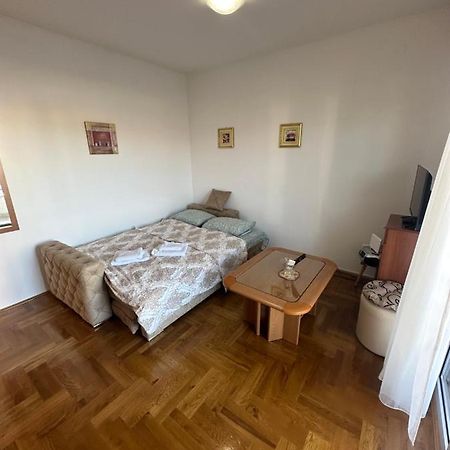 Apartment Stex 4 Подгорица Екстериор снимка