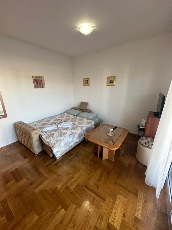 Apartment Stex 4 Подгорица Екстериор снимка